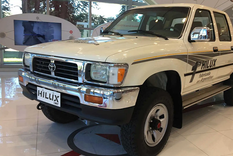 Esta es la primera Toyota Hilux hecha en Argentina.