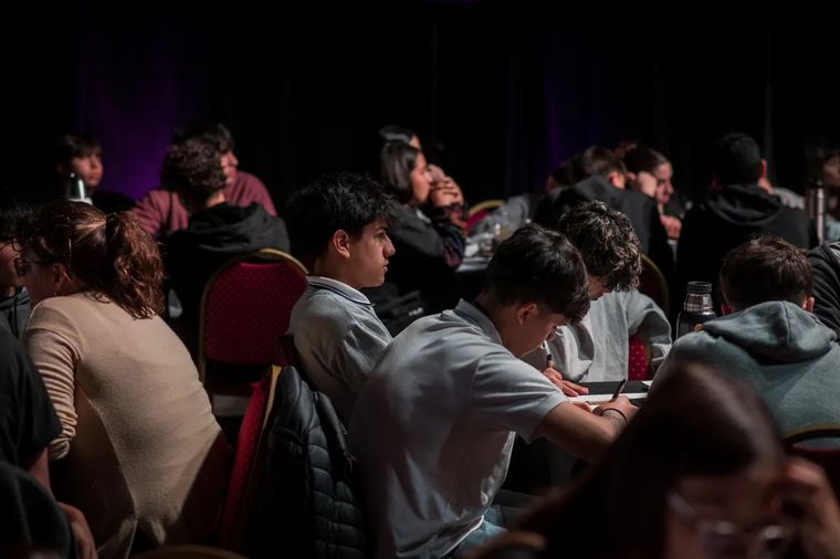 Los estudiantes podrán participar en cuatro ejes temáticos. Los estudiantes podrán participar en cuatro ejes temáticos.
