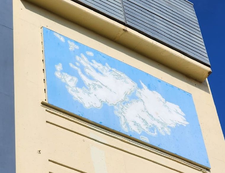 Guillermo Carmona, Secretario de Malvinas, Antártida y Atlántico Sur, habló sobre lo que ocurrió en el estadio provincial Foto: Twitter @rodysuarez