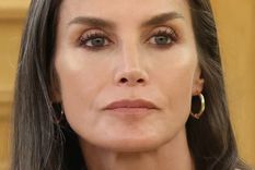 La reina Letizia es fan de las prendas de Zara Foto: Twitter @CasaReal