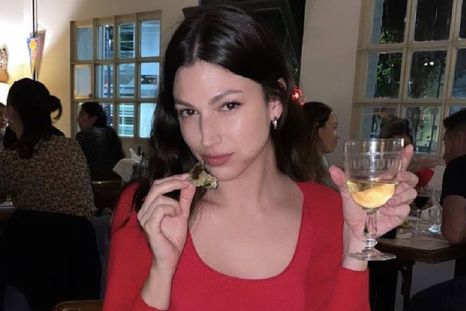 Úrsula Corberó realizó una visita en la que se deleitó con lo mejor de la gastronomía argentina.