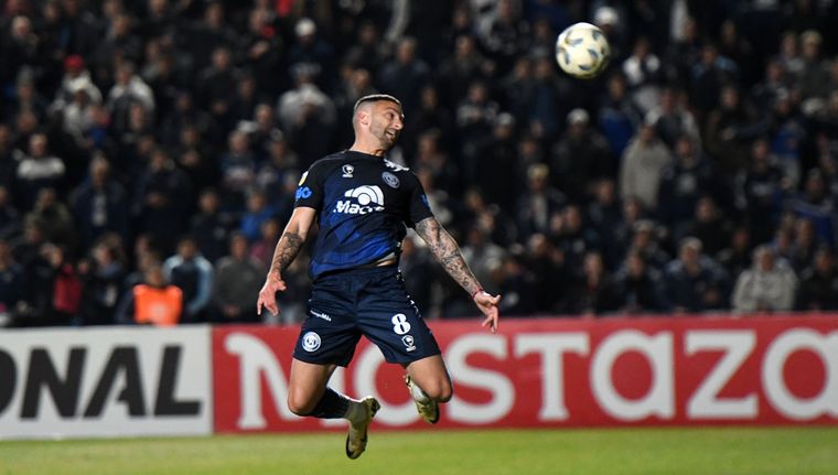 De arriba, la Lepra sufre errores. Foto: Santiago Tagua/MDZ