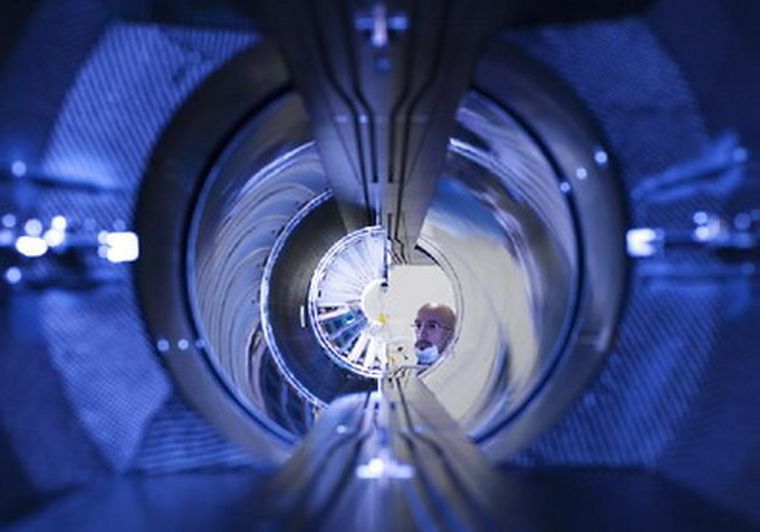 Uno de los fines del experimento es saber por qué no no hay más antimateria.