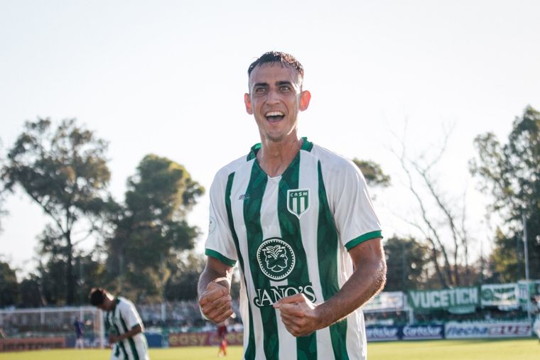Un jugador con pasado en el Botellero le arruinó el invicto al equipo de Sara. Foto: Prensa San Miguel