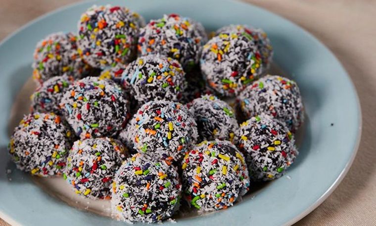 Coco y dulce de leche en una receta infalible. Coco y dulce de leche en una receta infalible.