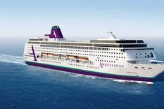 A diferencia de otras alertas sanitarias internacionales, el confinamiento se limita estrictamente a la embarcación de Ambassador Cruise Line. A diferencia de otras alertas sanitarias internacionales, el confinamiento se limita estrictamente a la embarcación de Ambassador Cruise Line.