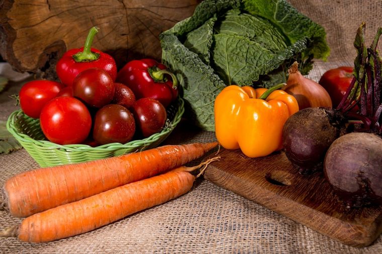 Estos alimentos ayudarán a tu salud hepática. Foto: Shutterstock