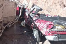 ocho hilux 0km destrozadas en la cordillera: ¿cuanto ?dolio??