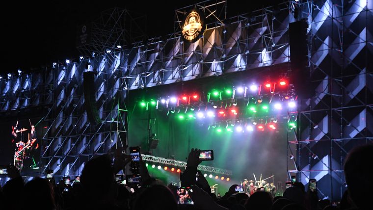 fiesta de la cerveza molotov escenario (1)