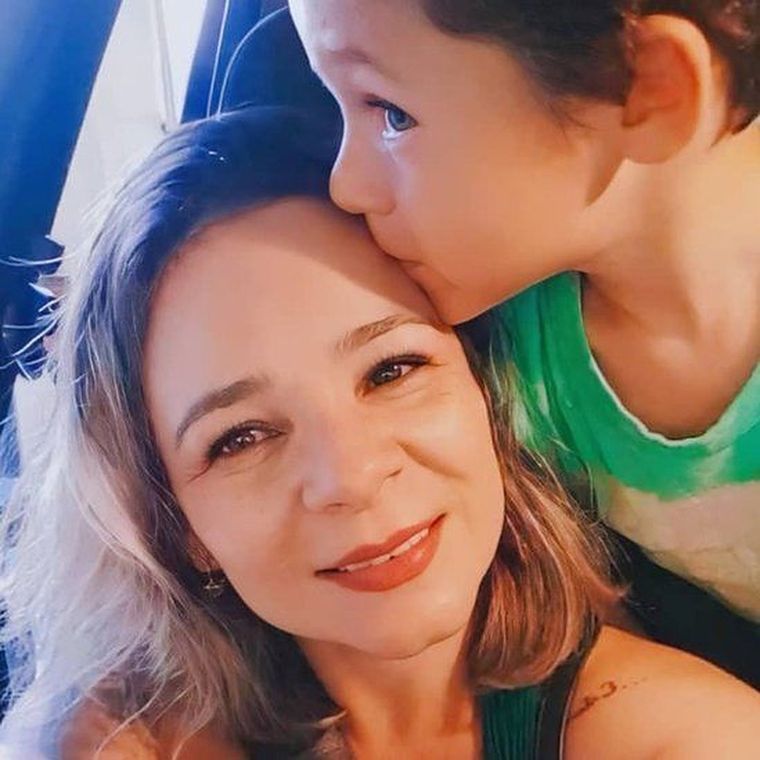 Ana con su hijo Gabriel. En el momento del incidente, el niño tenía 10 meses. Foto: ARQUIVO PESSOAL