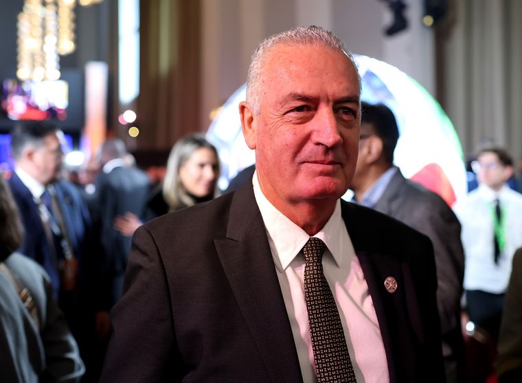 Gustavo Alfaro envió un sentido mensaje a toda Paraguay. Gustavo Alfaro envió un sentido mensaje a toda Paraguay.