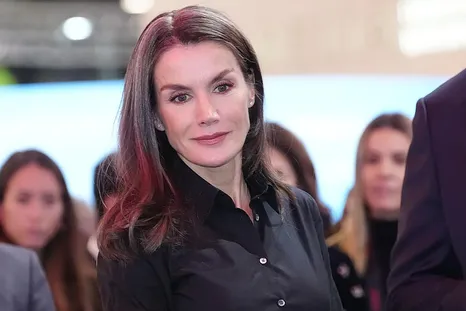 Mirá el look de la reina Letizia de España. Mirá el look de la reina Letizia de España.