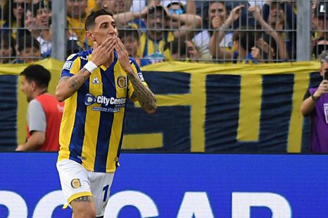 Di María marcó un golazo que generó polémica.