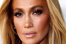 Jennifer Lopez arrasa con unos shorts vaqueros maravillosos Foto: People