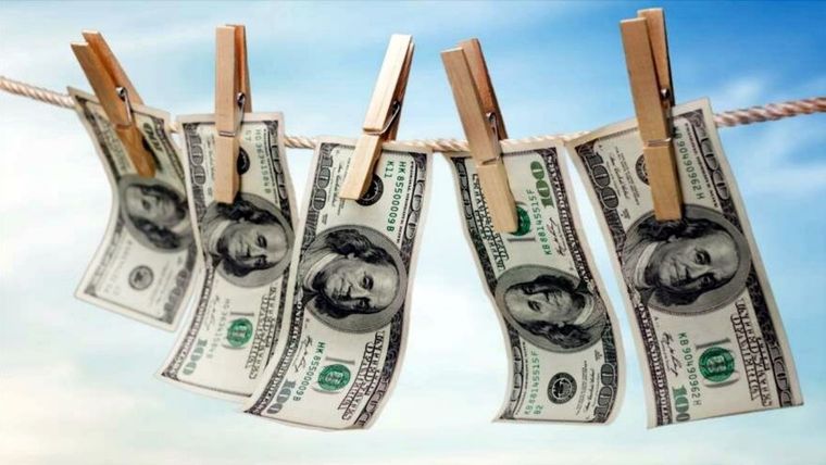 la corrupción también altera las reglas de la sana competencia, permitiéndoles prosperar a los más corruptos y dejando fuera a los innovadores y emprendedores. Foto: MDZ