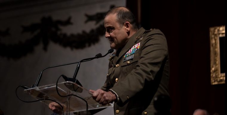 Desde Madrid, el director del Instituto Español de Estudios Estratégicos (IEEE), el General de Brigada Víctor Bados Nieto, resumió la actual geopolítica mundial.