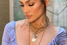 Jennifer Lopez es un emblema de  la belleza y la moda Foto: Instagram @jlo