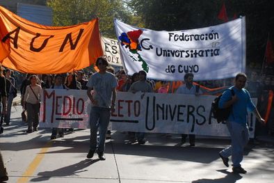 MDZol | El reclamo del medio boleto lleva varias semanas. Foto: Gerardo Gómez / MDZ