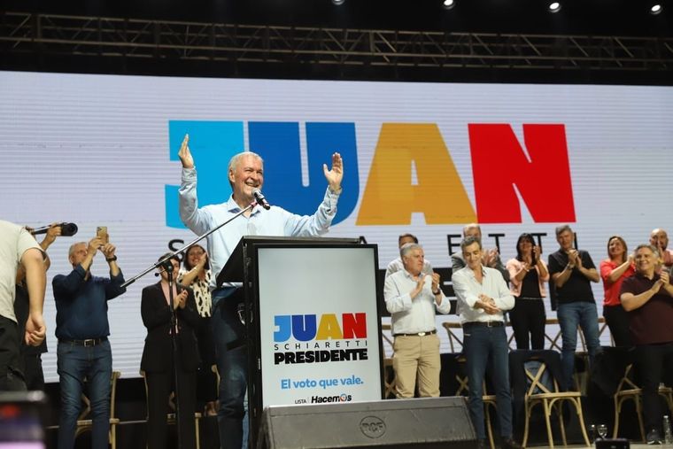 Schiaretti reiteró sus tres primeras medidas en caso de ser electo presidente el 10 de diciembre Foto: Prensa Hacemos por nuestro país