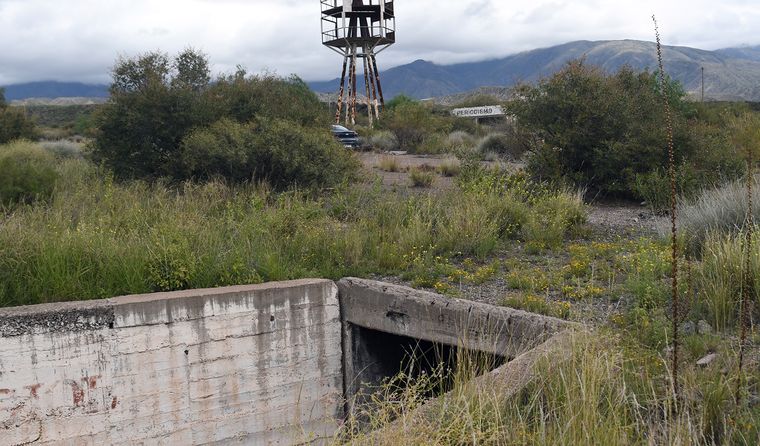 El histórico autódromo mendocino quedó fuera del calendario hace décadas. Hoy, su estado sorprende a quienes lo recorren.