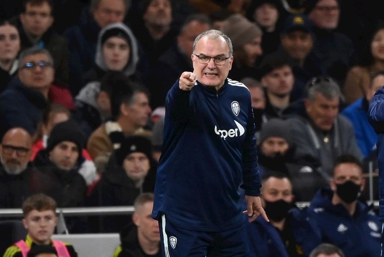 Bielsa volver a trabajar y lo haría en el Brasileirao. Foto: EFE