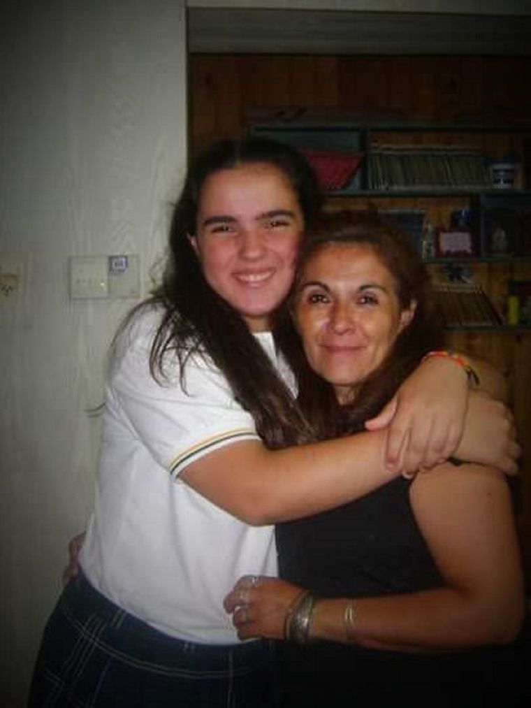 Chiara Páez y su madre, Verónica Camargo. Foto: Gentileza Verónica Camargo
