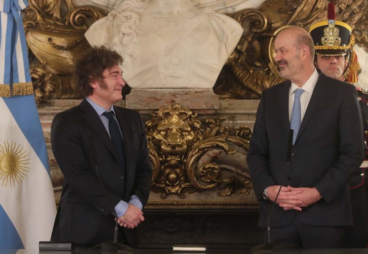 El presidente Javier Milei y su ministro de Desregulación y Tranformación del Estado, Federico Sturzenegger, preparan sus próximas reformas. Foto: Presidencia