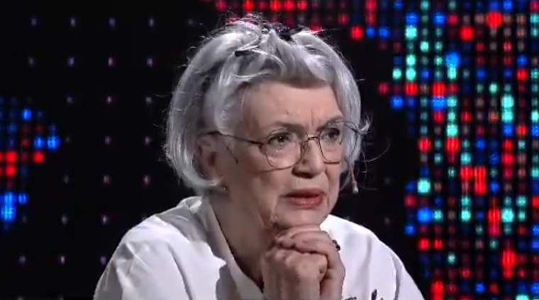 La escritora habló del más triste capítulo de su vida en el que se inspiró para escribir “La niña que no vio los besos”.