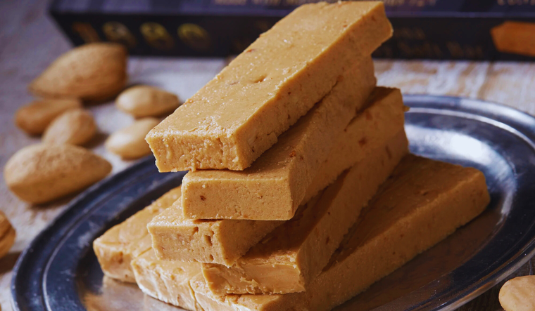 La receta original del turrón de Jijona tiene más de 500 años de historia. La receta original del turrón de Jijona tiene más de 500 años de historia.