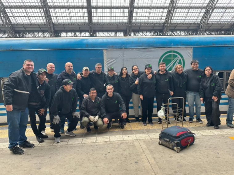 El tren solidario llegó a Campana, aunque los vecinos desconfían de la municipalidad Foto: NA