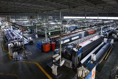 Agrinet es una de las fábricas de redes de protección agrícola más grandes del mundo. Foto: Santiago Tagua/MDZ