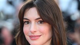 Anne Hathaway y Julia Roberts eligieron dos colores clásicos para el primer día del Festival de Cannes Foto: Instagram