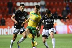 Defensa enfrenta a Chaco For Ever en Santa Fe Foto: Télam Defensa enfrenta a Chaco For Ever en Santa Fe Foto: Télam