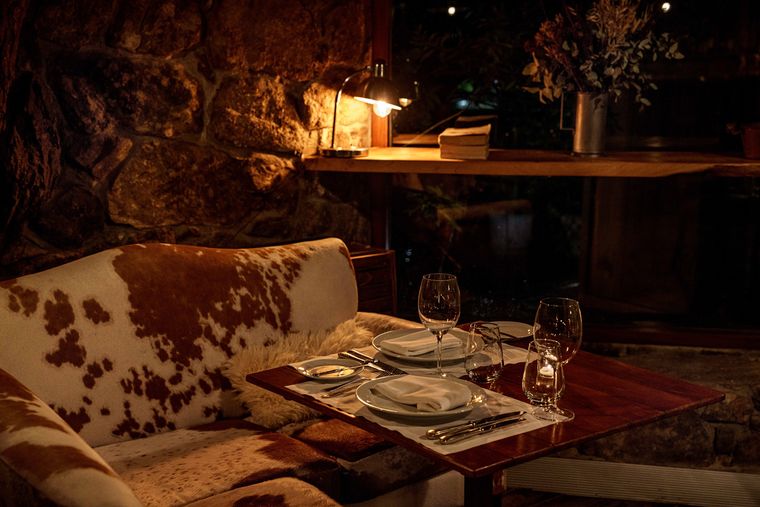 Fasano Restaurante tiene espacios de diseño identitarios. Fasano Restaurante tiene espacios de diseño identitarios.