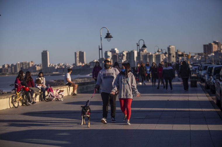 Mar del Plata volvió a la Fase 3 de aislamiento por el avance del coronavirus. Foto: Télam