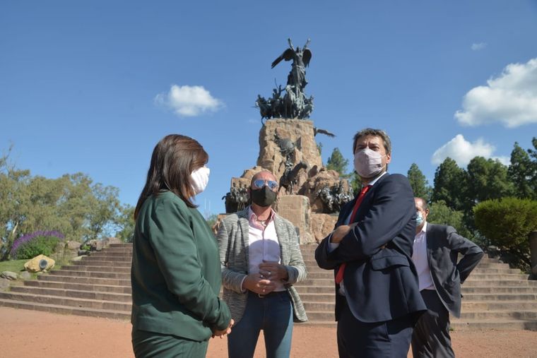 Matías Lammens en el Cerro de la Gloria, en Mendoza. Foto ilustrativa. Foto: Prensa Gobierno de Mendoza
