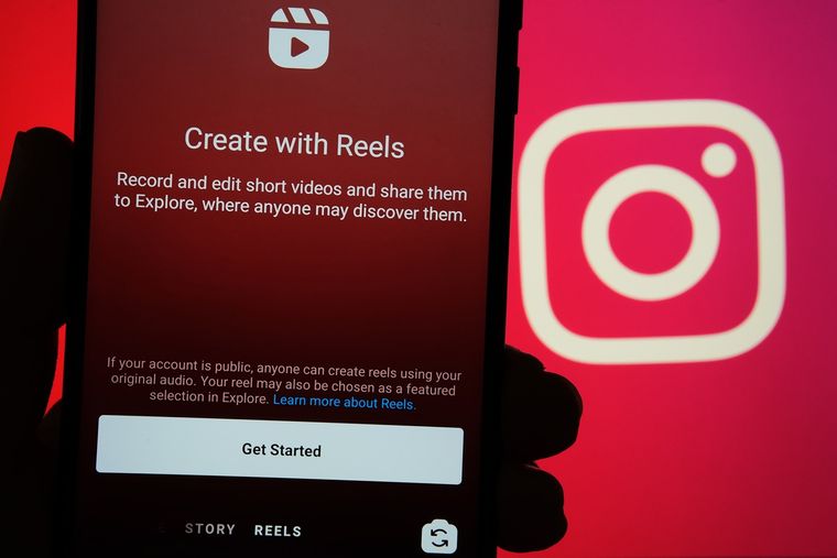 Meta quiere que Instagram lidere la integración de la IA en redes sociales con su nueva función de traducción de voz. Meta quiere que Instagram lidere la integración de la IA en redes sociales con su nueva función de traducción de voz.