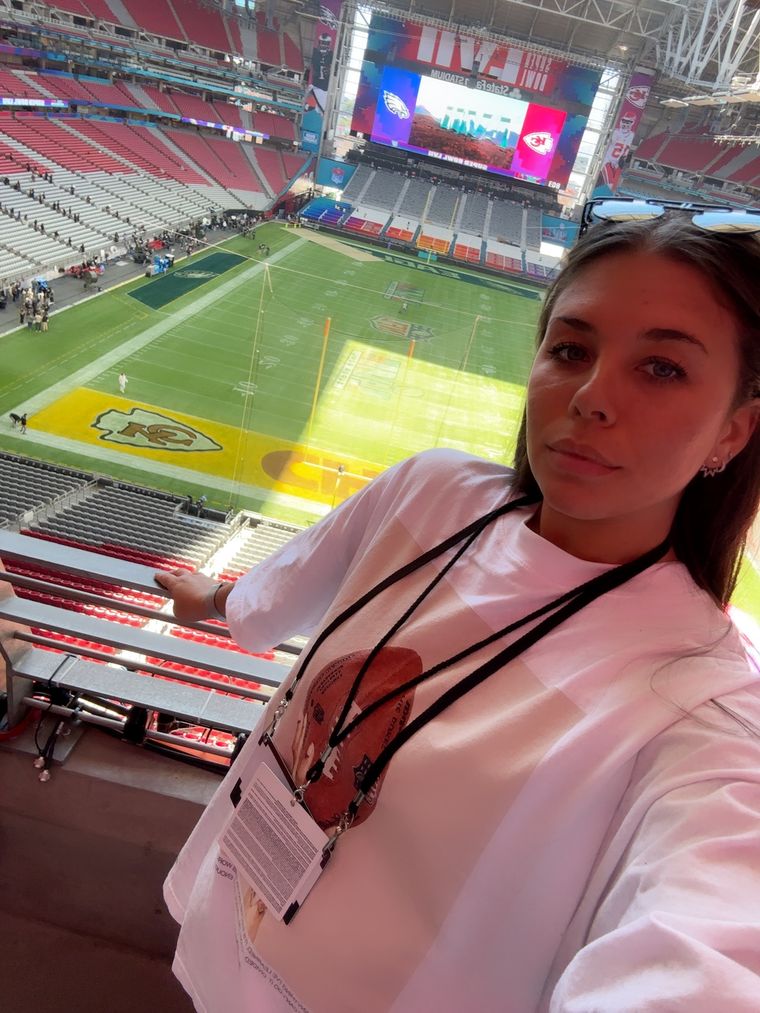 La joven llegó a trabajar en la producción de mega eventos como el Super Bowl Foto: Gentileza Prensa Miranda Ghirimoldi