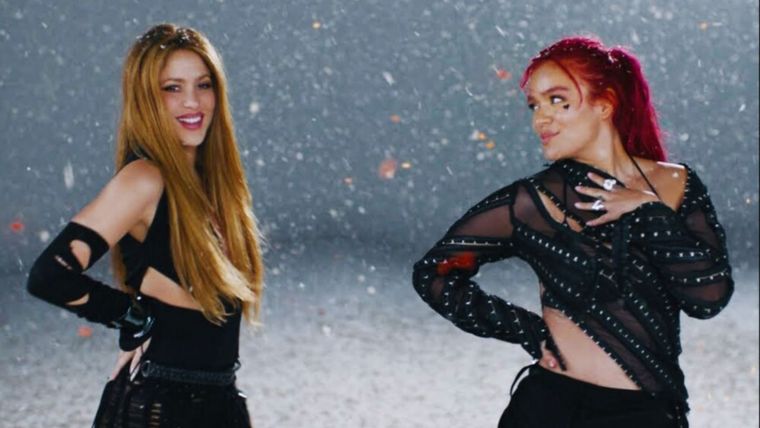 SHAKIRA, KAROL G LAS CANTANTES LANZARON TQG Foto: CAPTURA VIDEO TQG