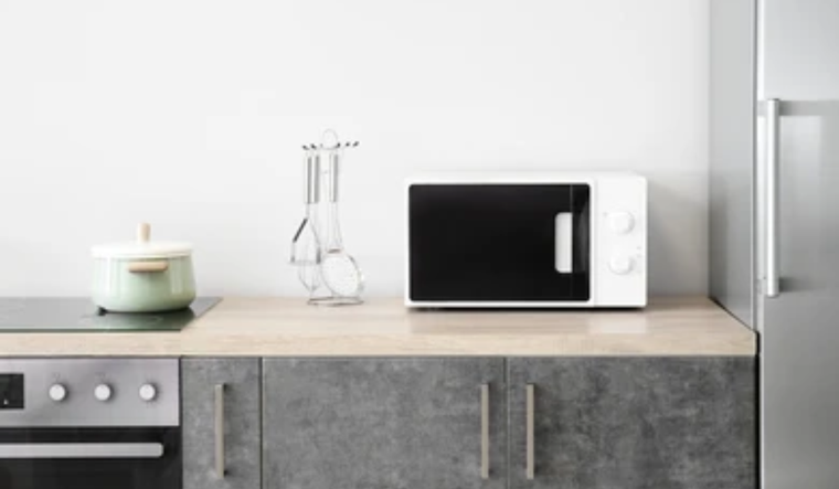 El microondas es un electrodoméstico que genera consumo fantasma. El microondas es un electrodoméstico que genera consumo fantasma.