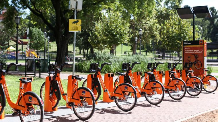 El sistema seguirá siendo gratuito para un sector de la sociedad. Foto: puraciudad.com.ar