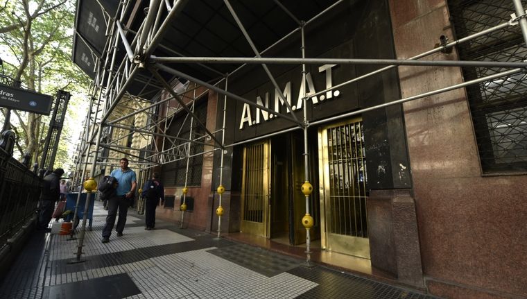 La Anmat prohibió productos de uso capilar. 