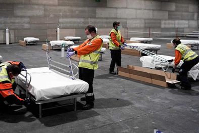 MDZol | Hospital España El Sistema Sanitario español está trabajando a tope, con miles de enfermos. Foto: EFE.
