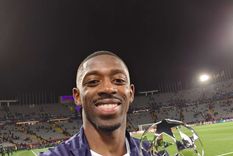 Dembelé con el estadio Montjuic, donde hace de local Barcelona, de fondo. Foto: @PSG_espanol