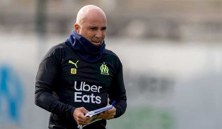 Sampaoli podría reforzar su equipo con un campeón del mundo. Foto: Diario Hoy