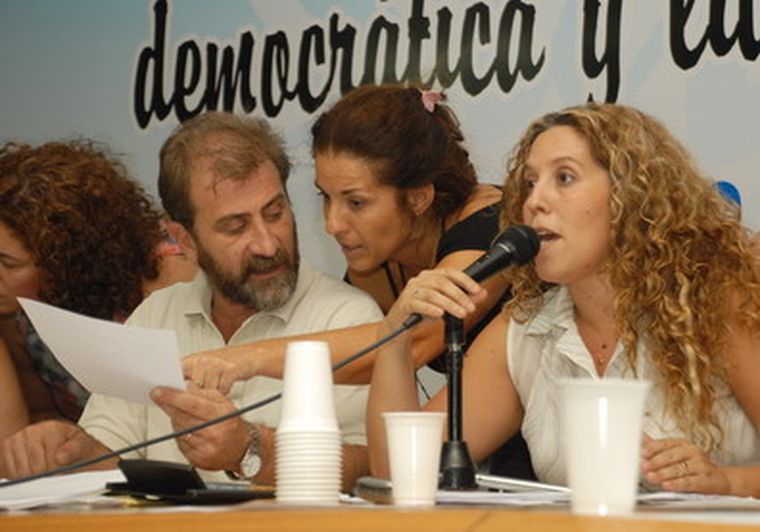 Los docentes piden un aumento del 107%. Foto: Carlos Villazón-MDZ