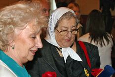 Estela de Carlotto y Hebe de Bonafini Estela de Carlotto y Hebe de Bonafini