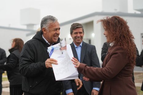 El gobernador Alfredo Cornejo aprovechó al máximo su visita al sur. El gobernador Alfredo Cornejo aprovechó al máximo su visita al sur.