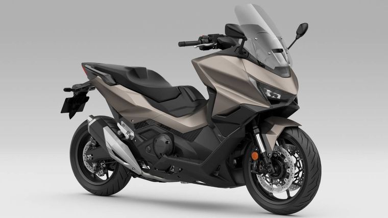 Honda Forza 750