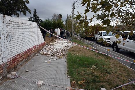 La caída de una pared en 2023 abrió un proceso lento de reparación que se extendió hasta 2026, con intervenciones parciales y cambios en el lugar. La caída de una pared en 2023 abrió un proceso lento de reparación que se extendió hasta 2026, con intervenciones parciales y cambios en el lugar.